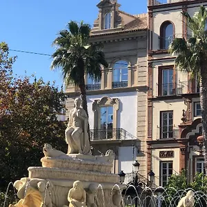 Tayko 4*, Sevilla Spanien